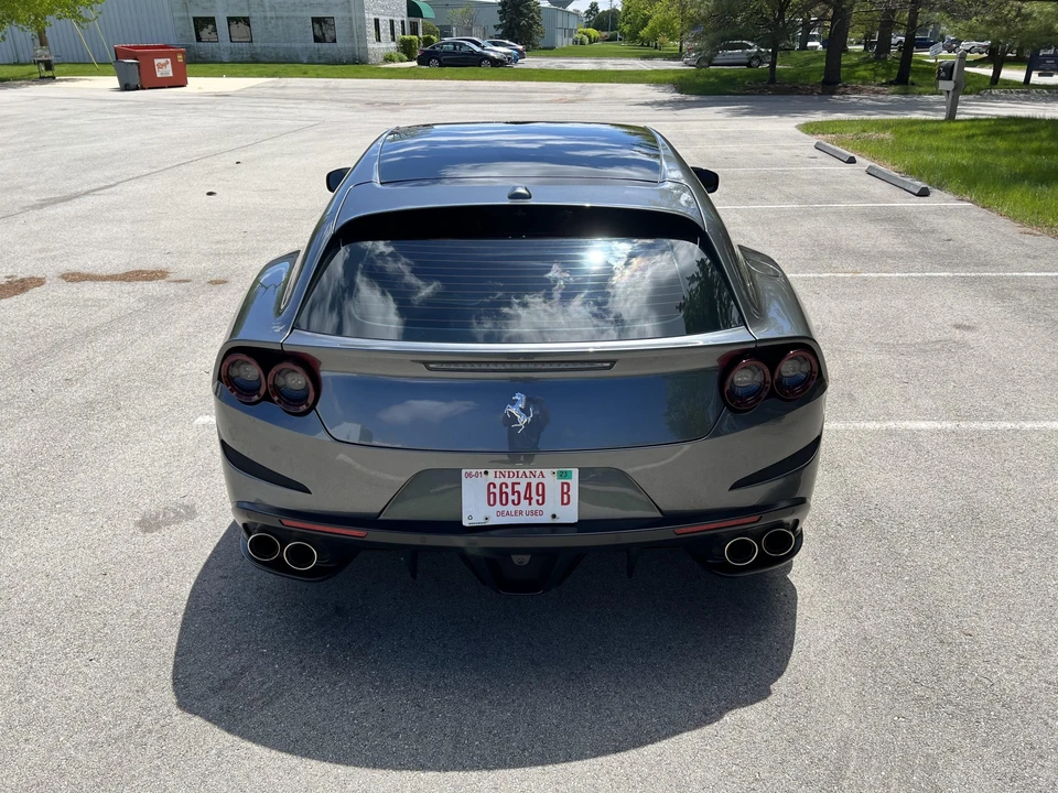 2017 Ferrari GTC4Lusso - Image 18 of 31