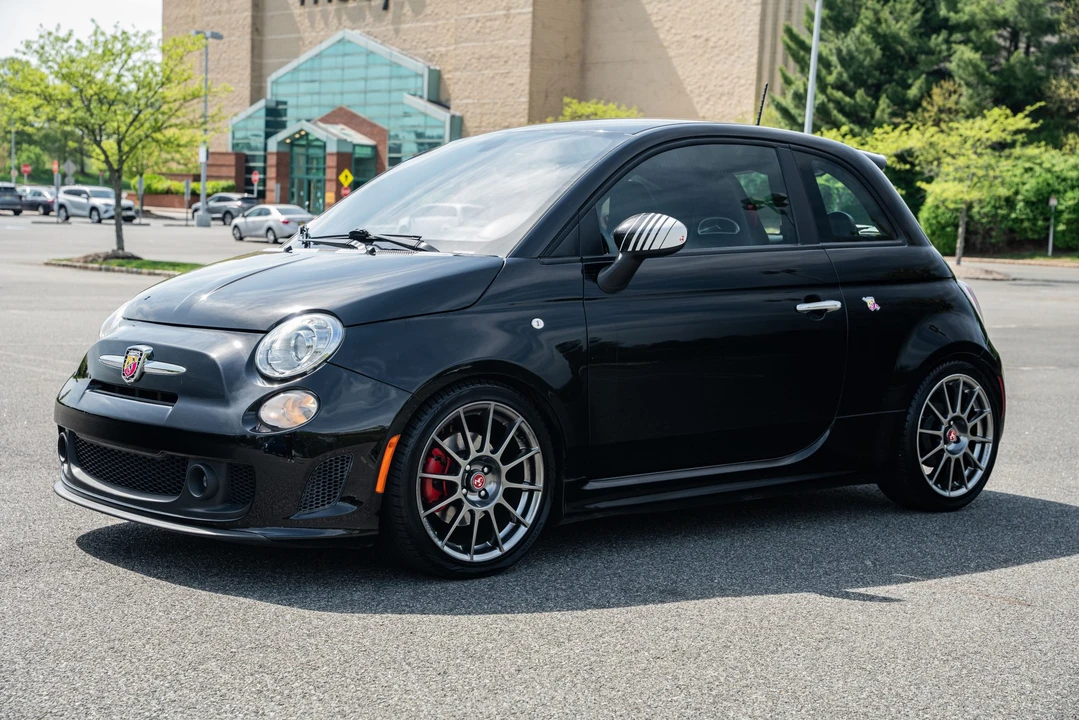 2017 Fiat Abarth 500 - Image 3 of 31