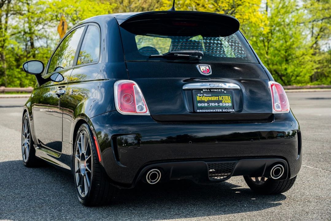 2017 Fiat Abarth 500 - Image 17 of 31