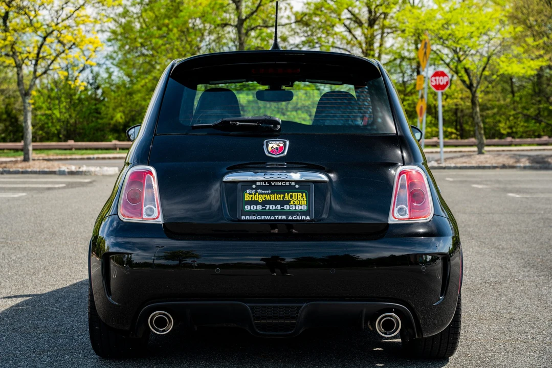2017 Fiat Abarth 500 - Image 16 of 31