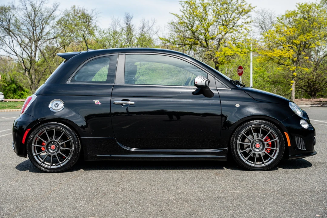 2017 Fiat Abarth 500 - Image 11 of 31