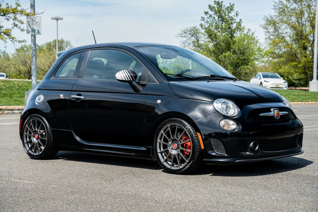 2017 Fiat Abarth 500 - Image 9 of 31