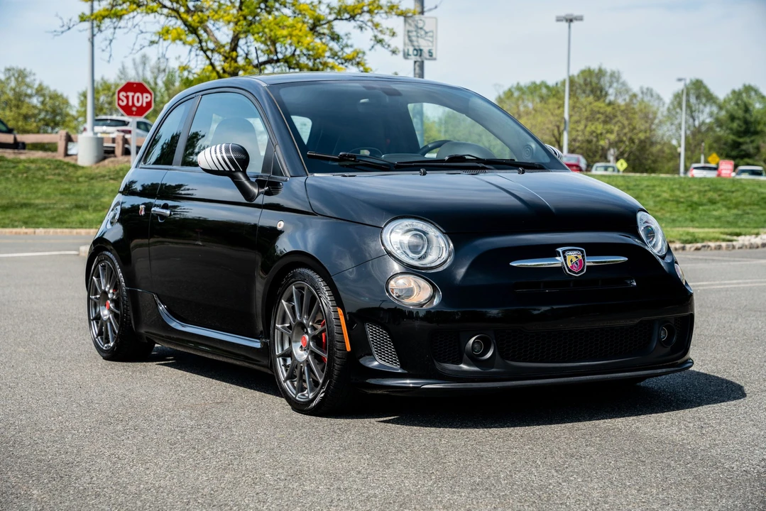 2017 Fiat Abarth 500 - Image 8 of 31