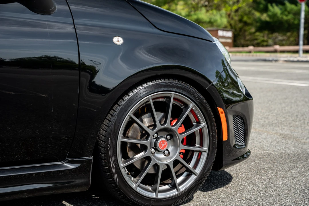 2017 Fiat Abarth 500 - Image 25 of 31