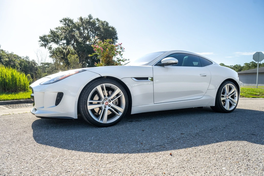 2017 Jaguar F-Type 1st Gen - Image 10 of 31