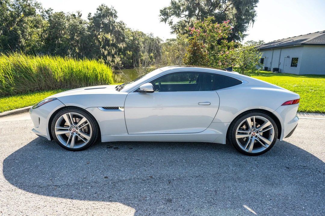 2017 Jaguar F-Type 1st Gen - Image 8 of 31