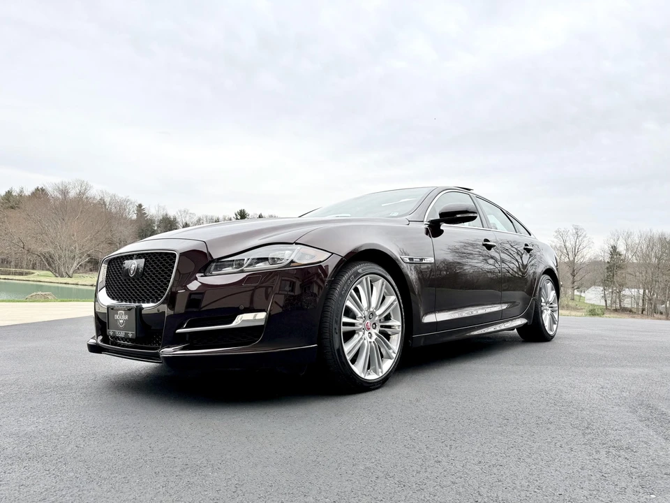 2017 Jaguar X351 XJ - Image 4 of 31