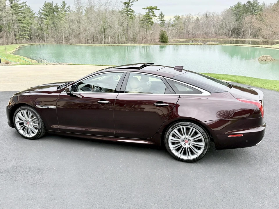 2017 Jaguar X351 XJ - Image 20 of 31