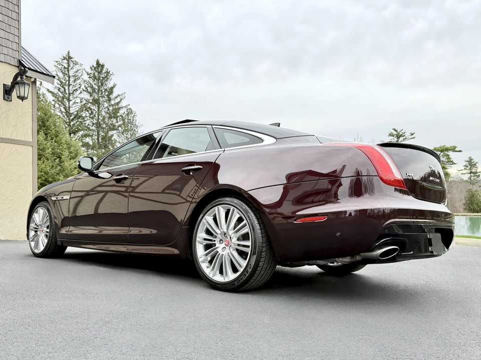 2017 Jaguar X351 XJ - Image 19 of 31
