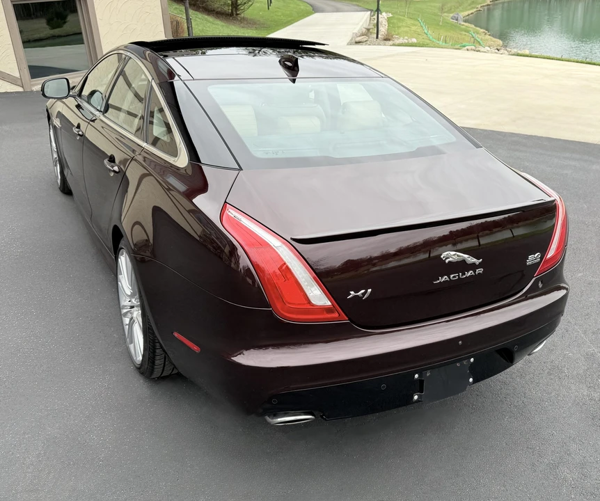 2017 Jaguar X351 XJ - Image 17 of 31