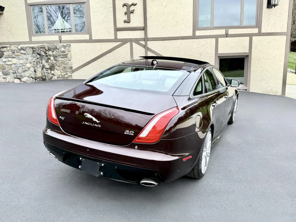 2017 Jaguar X351 XJ - Image 15 of 31