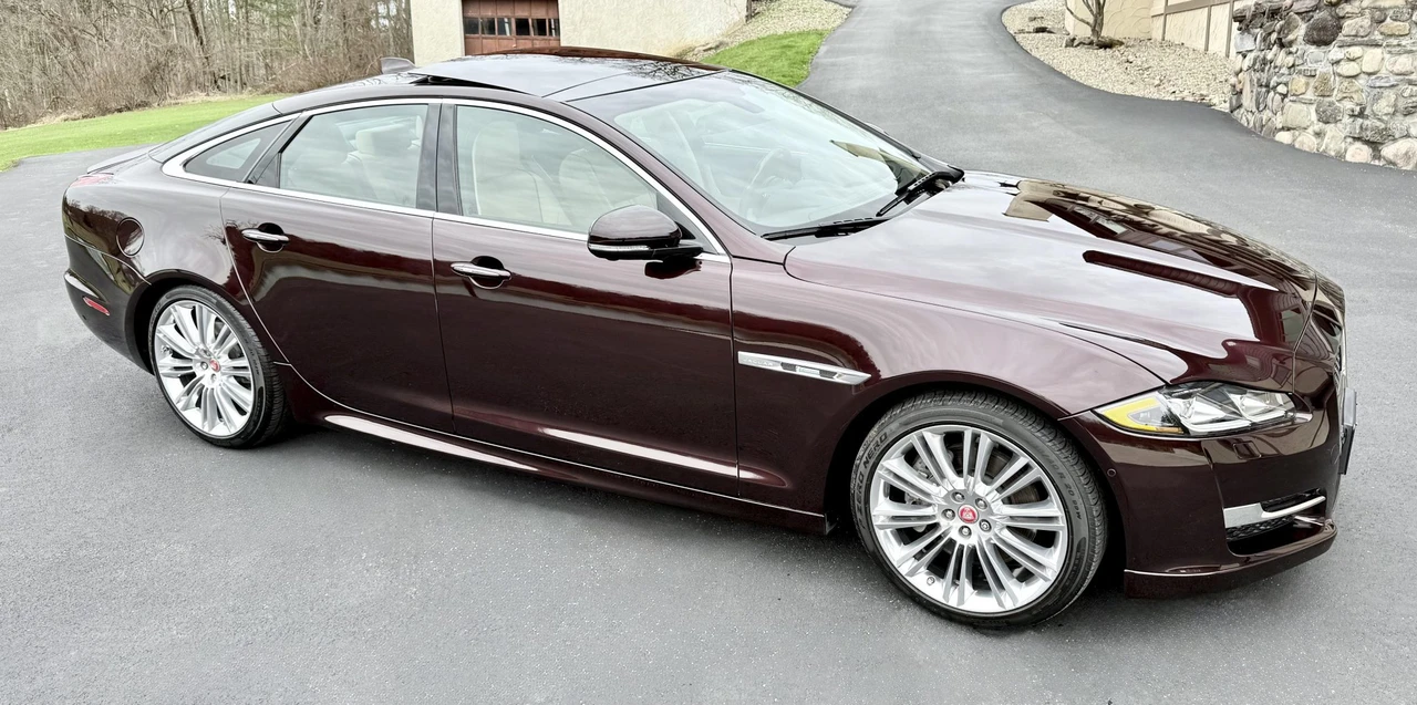 2017 Jaguar X351 XJ - Image 9 of 31