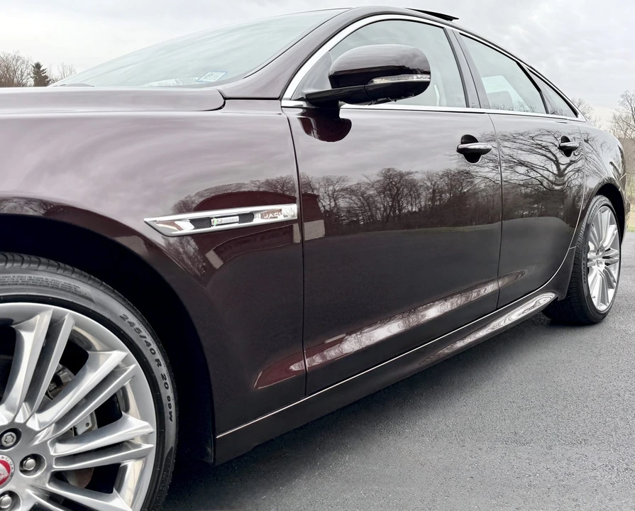 2017 Jaguar X351 XJ - Image 27 of 31