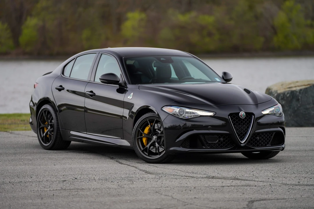 2018 Alfa Romeo Giulia Quadrifoglio - Image 4 of 31