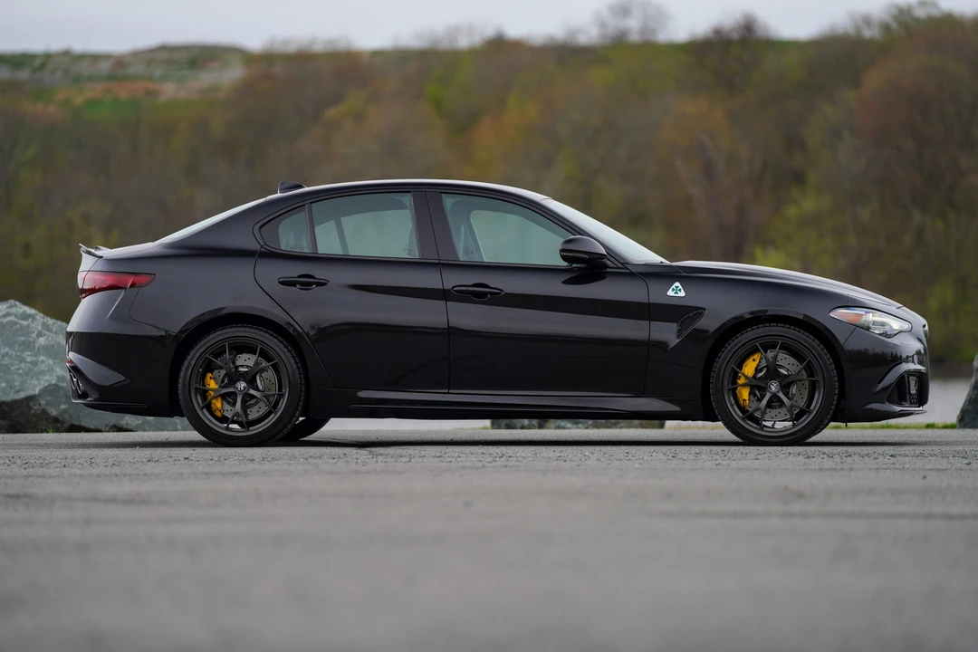2018 Alfa Romeo Giulia Quadrifoglio - Image 5 of 31