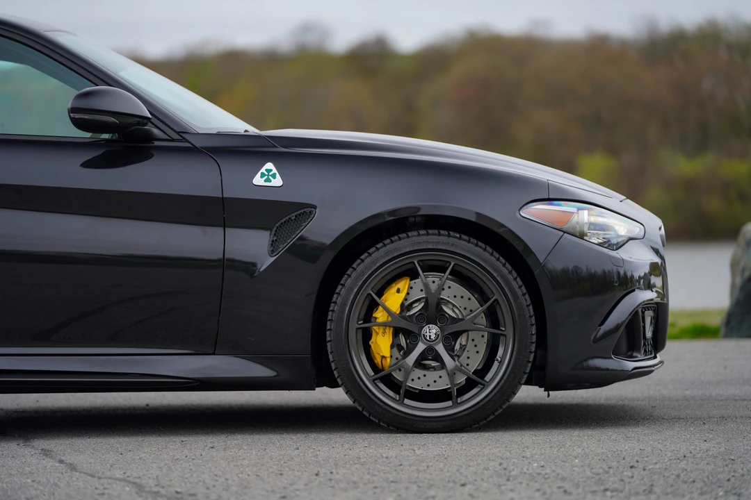 2018 Alfa Romeo Giulia Quadrifoglio - Image 20 of 31