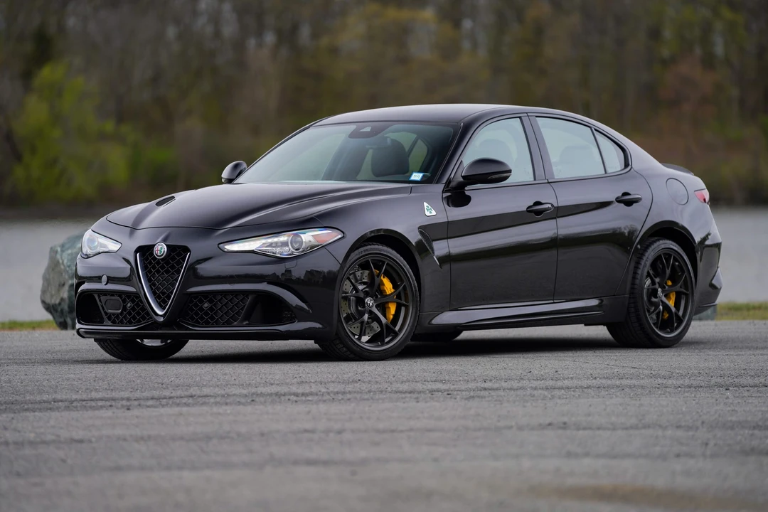 2018 Alfa Romeo Giulia Quadrifoglio - Image 13 of 31