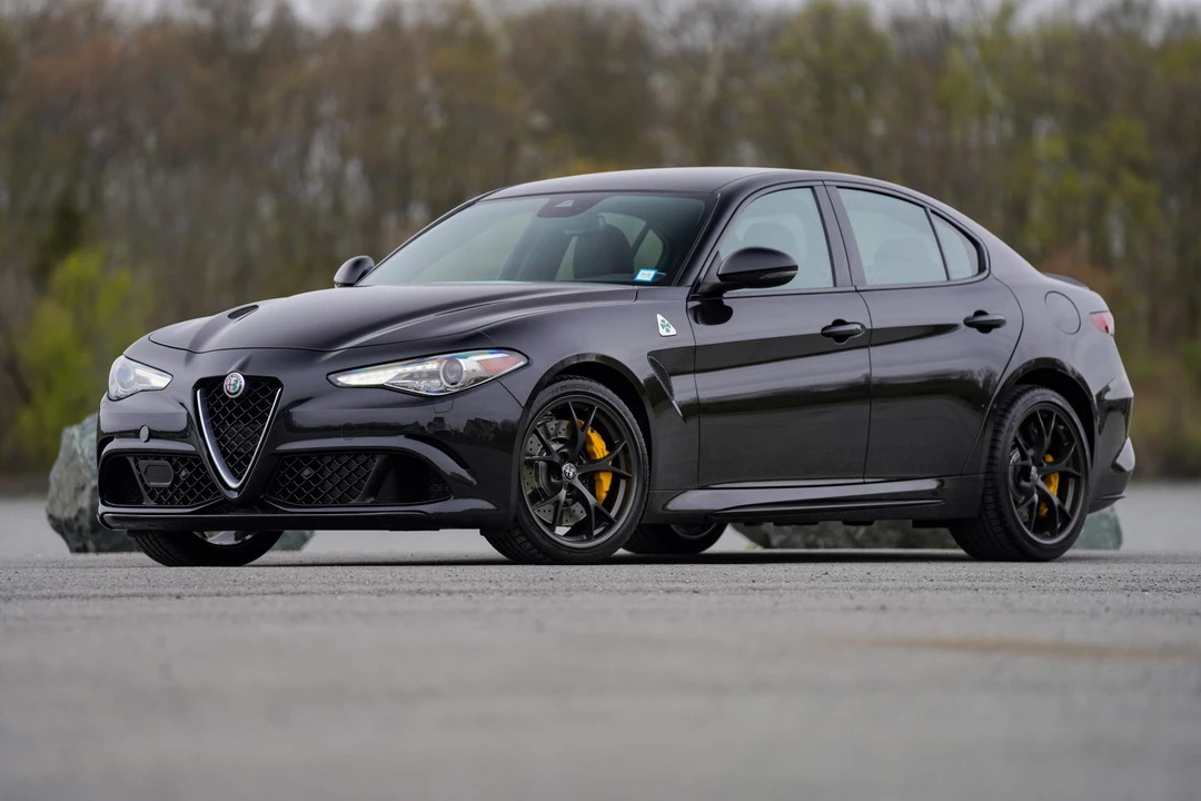 2018 Alfa Romeo Giulia Quadrifoglio - Image 14 of 31