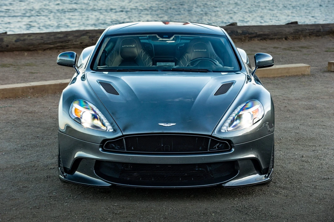 2018 Aston Martin Vanquish 2nd Gen - Image 25 of 31