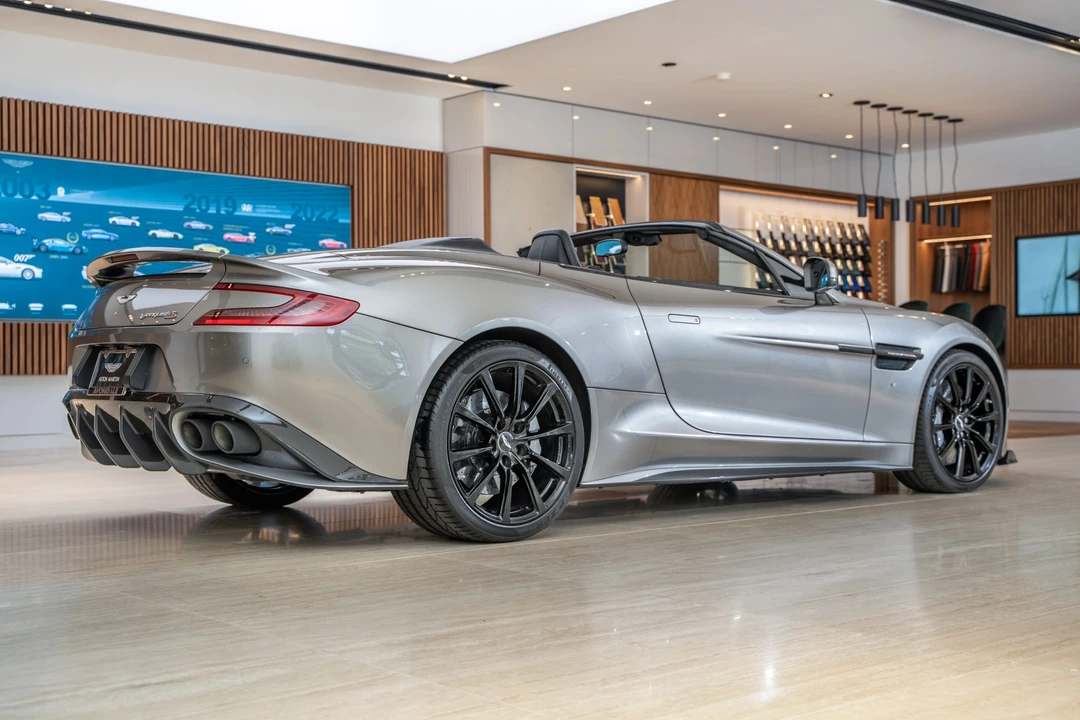 2018 Aston Martin Vanquish 2nd Gen - Image 5 of 31