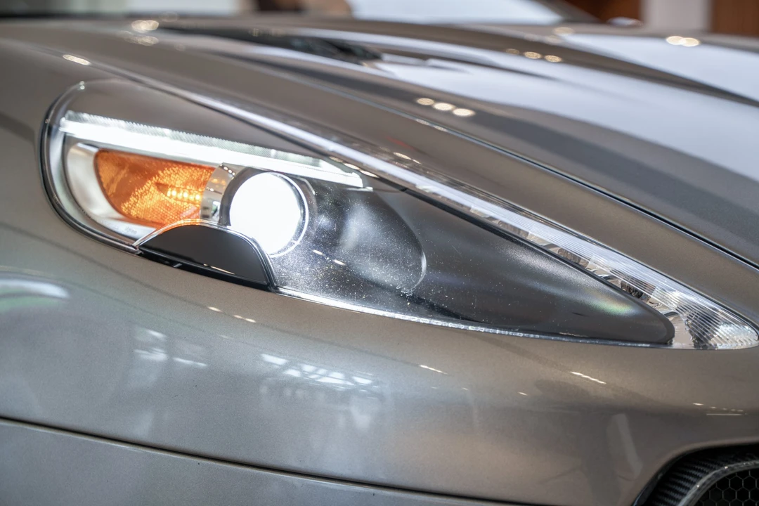 2018 Aston Martin Vanquish 2nd Gen - Image 21 of 31