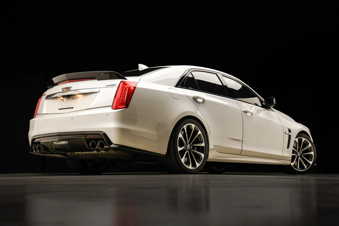 2018 Cadillac CTS-V 3rd Gen - Image 18 of 31