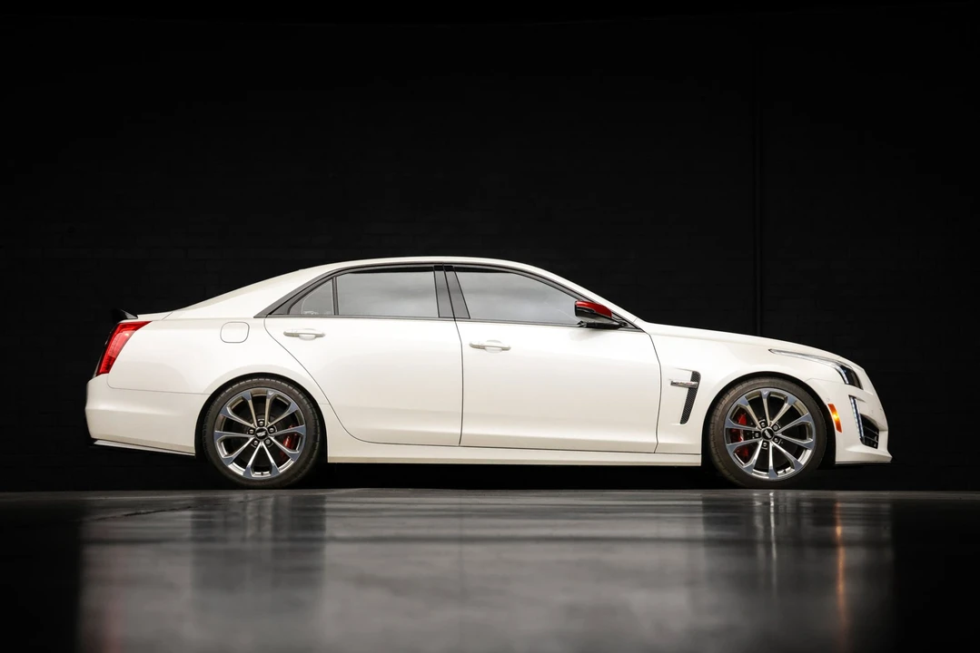 2018 Cadillac CTS-V 3rd Gen - Image 23 of 31