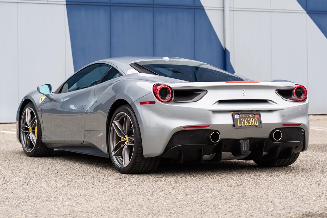 2018 Ferrari 488 GTB - Image 9 of 31