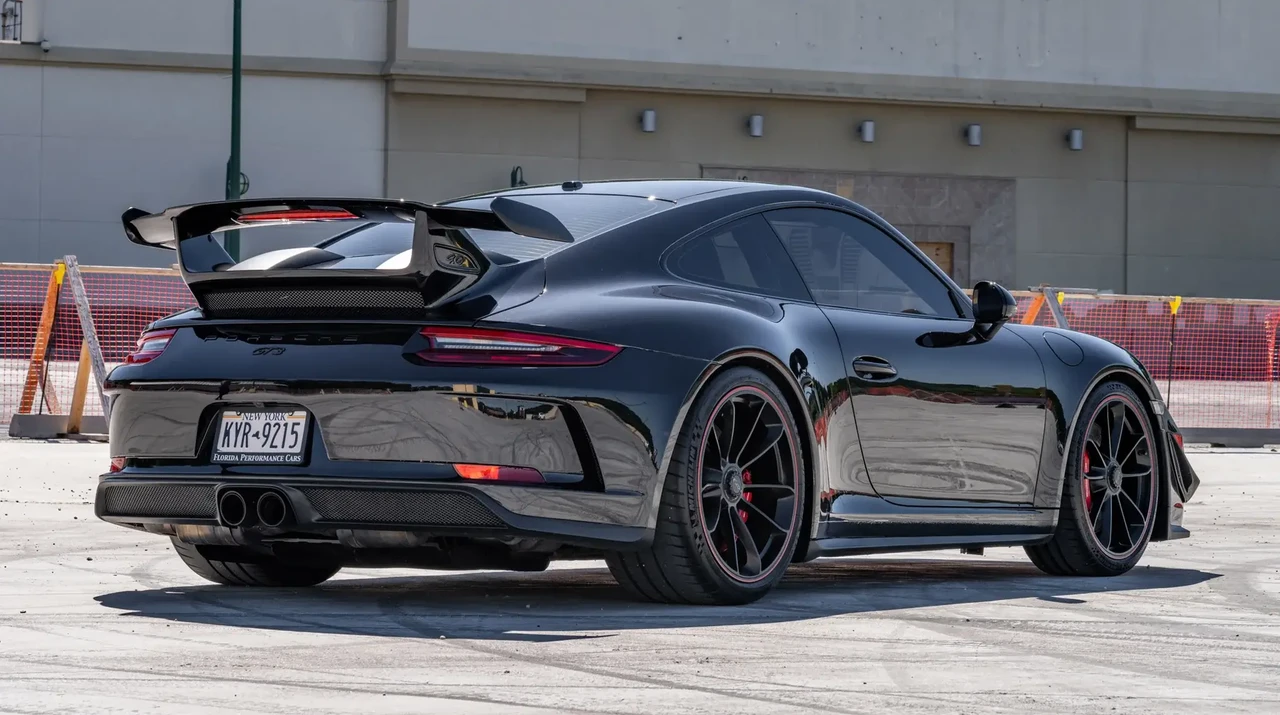 2018 Porsche 991 GT3 - Image 5 of 6