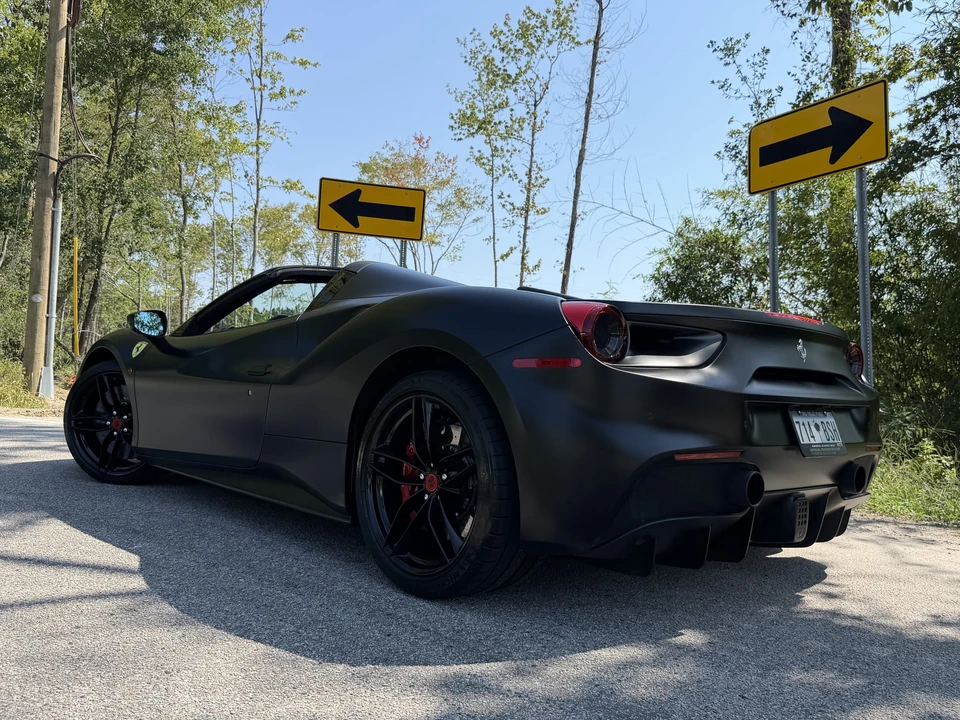2019 Ferrari 488 Spider - Image 24 of 31