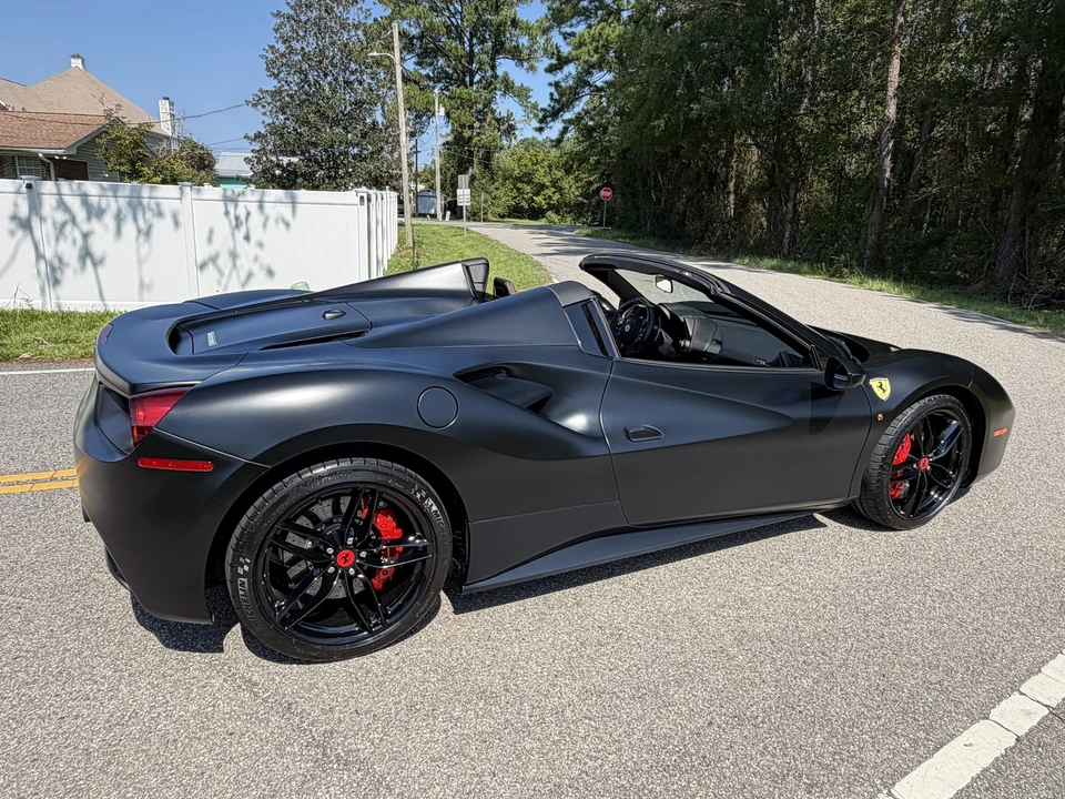 2019 Ferrari 488 Spider - Image 17 of 31