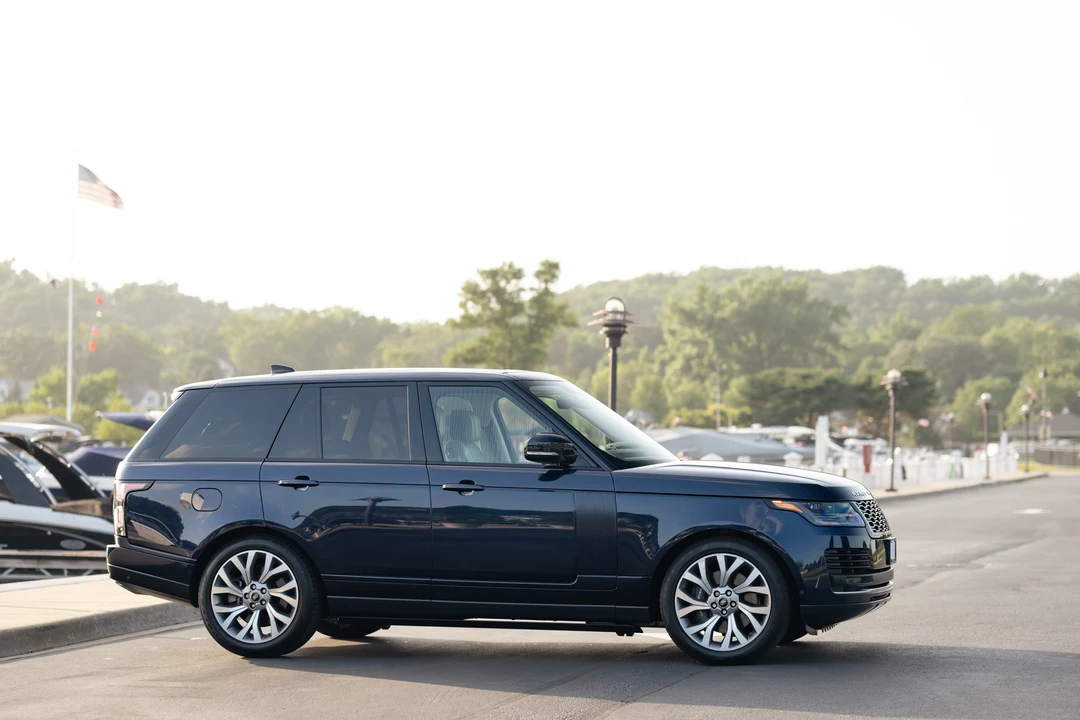 2019 Land Rover Range Rover L405 - Image 17 of 31