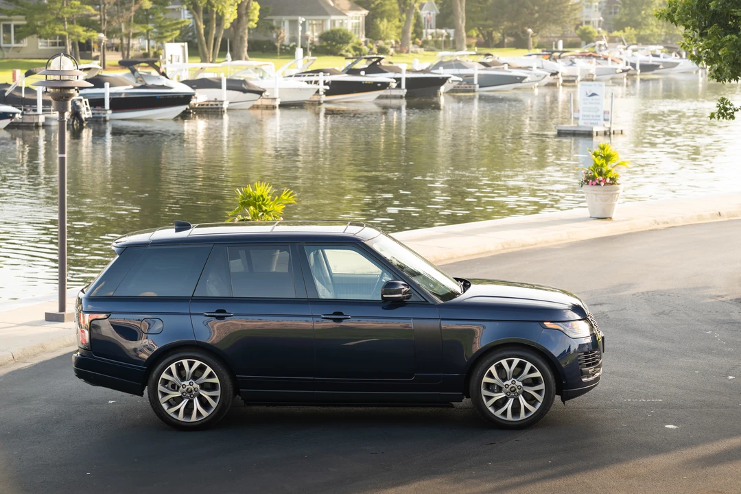 2019 Land Rover Range Rover L405 - Image 18 of 31