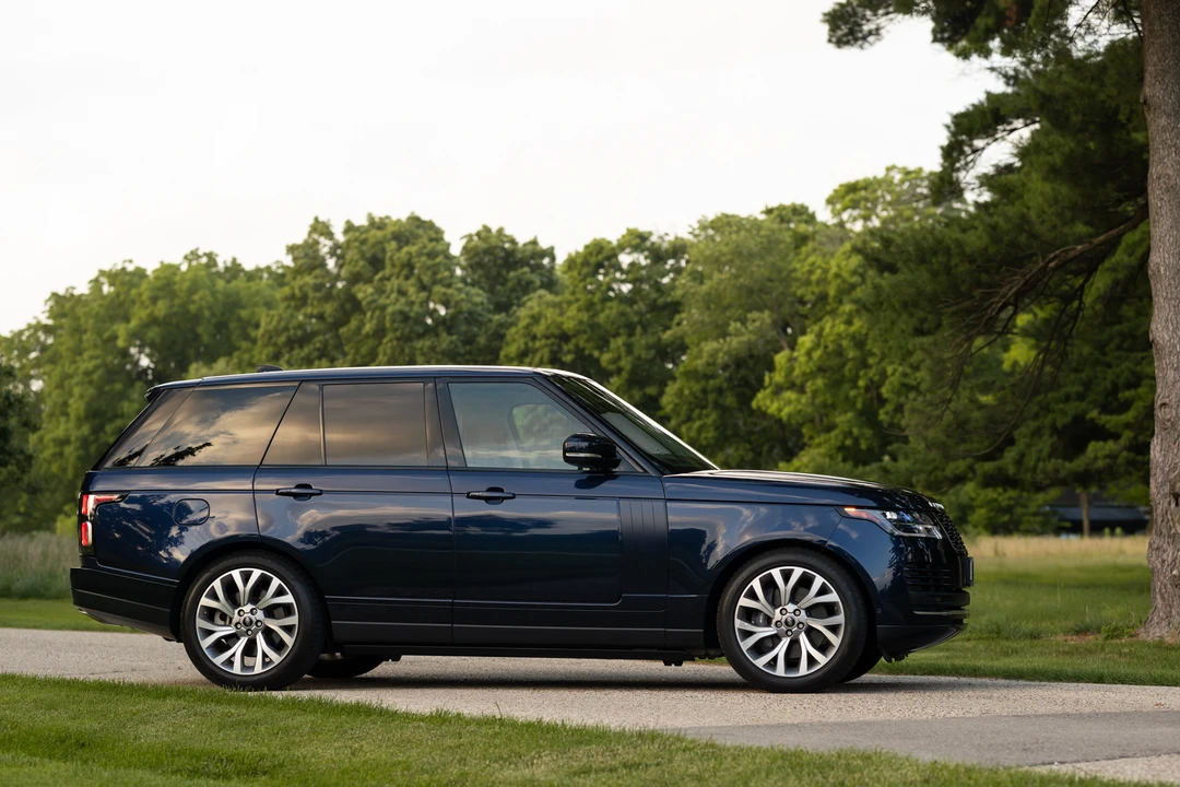 2019 Land Rover Range Rover L405 - Image 16 of 31