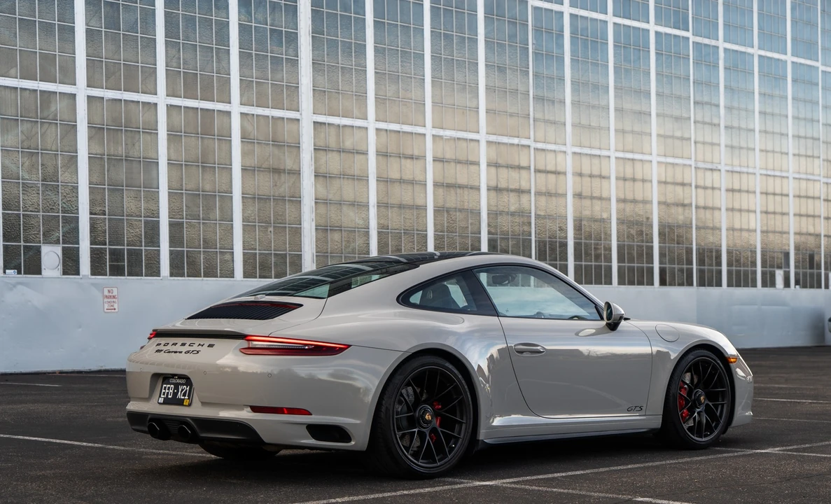 2019 Porsche 991 Carrera GTS - Image 25 of 31