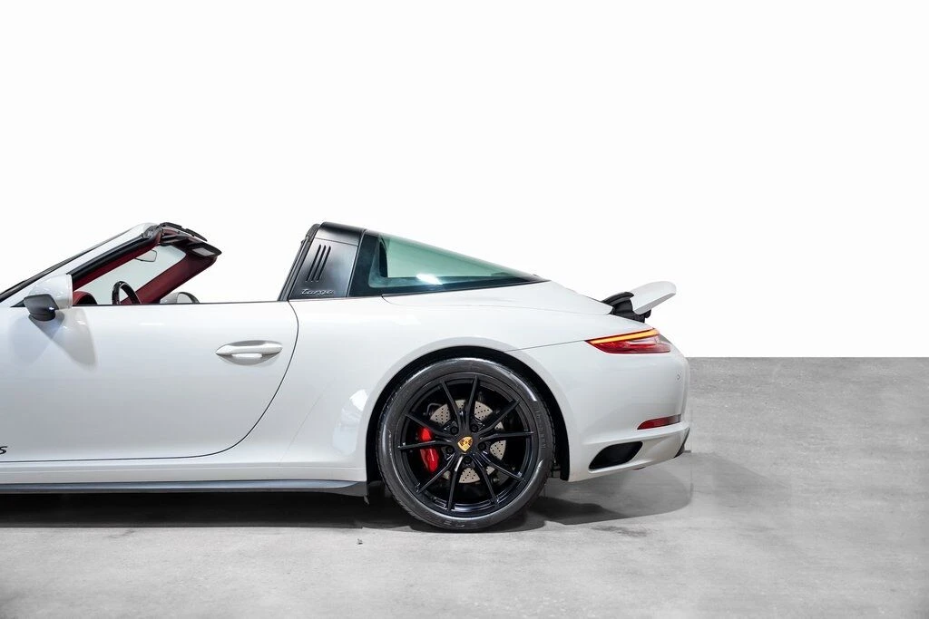 2019 Porsche 991 Targa 4 GTS - Image 15 of 31