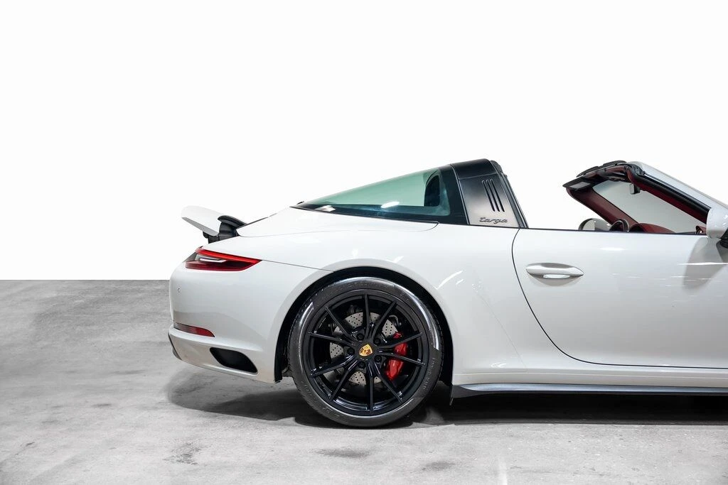 2019 Porsche 991 Targa 4 GTS - Image 16 of 31