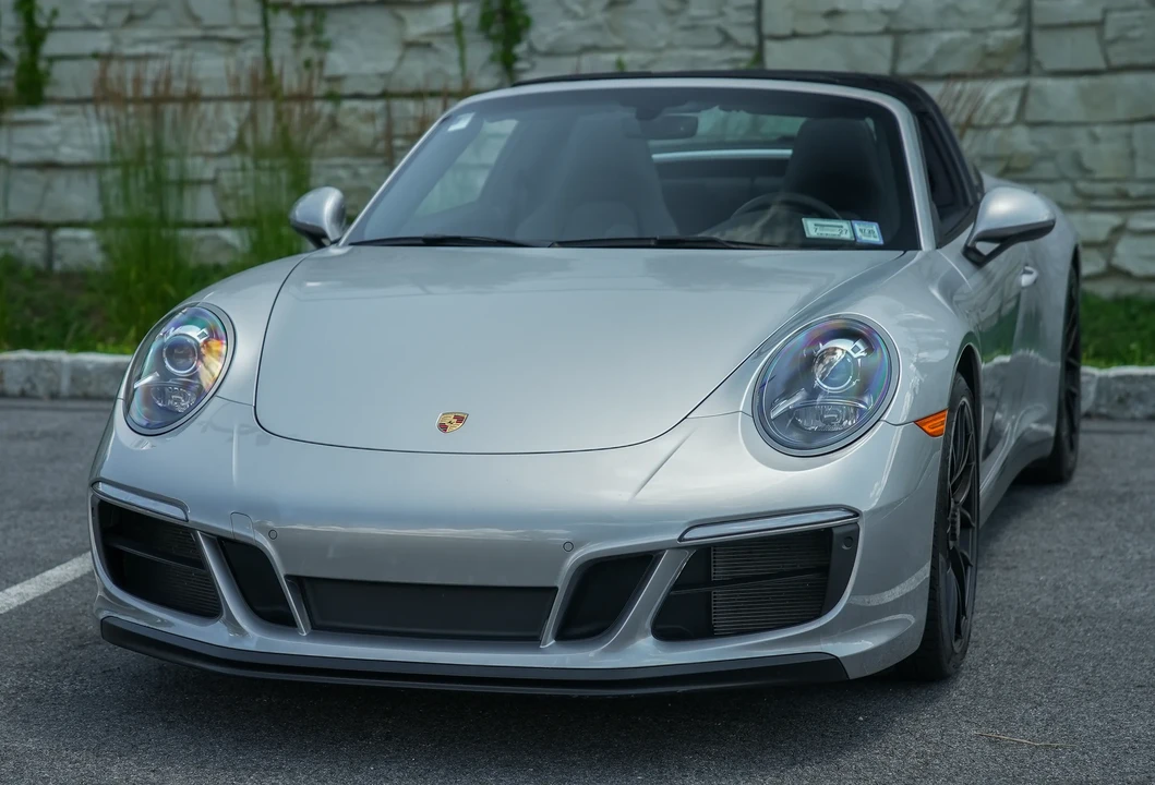 2019 Porsche 991 Targa 4 GTS - Image 19 of 31