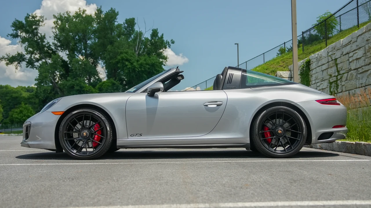 2019 Porsche 991 Targa 4 GTS - Image 6 of 31