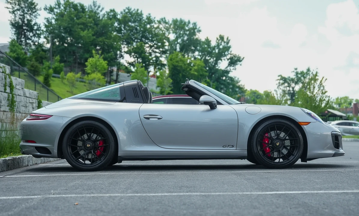 2019 Porsche 991 Targa 4 GTS - Image 16 of 31