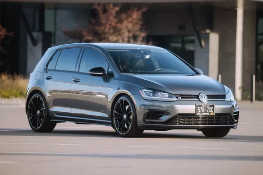 2019 Volkswagen Golf R