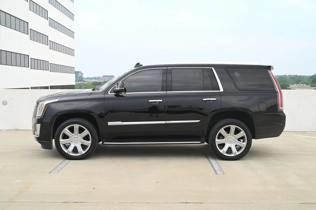 2020 Cadillac Escalade 4th Gen - Image 3 of 31