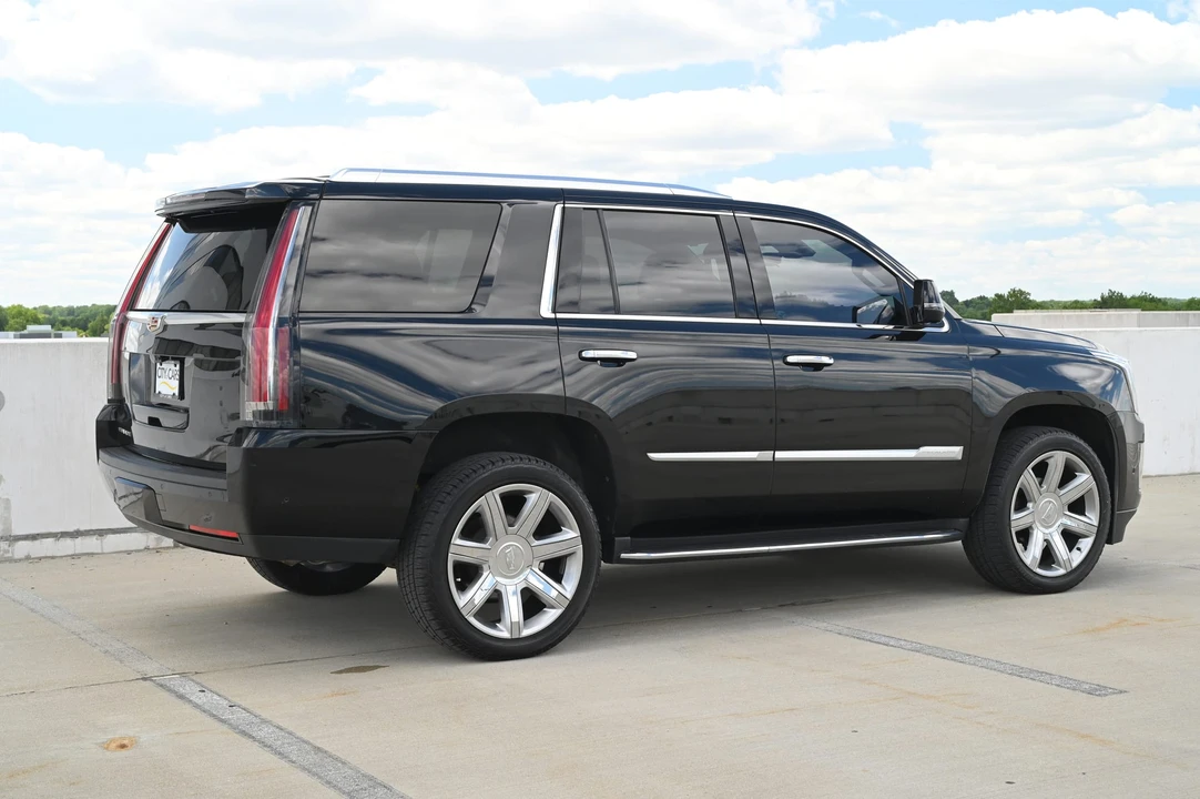 2020 Cadillac Escalade 4th Gen - Image 7 of 31