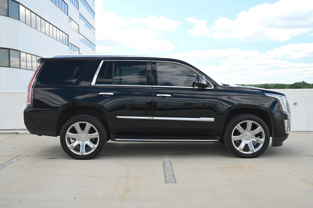 2020 Cadillac Escalade 4th Gen - Image 8 of 31