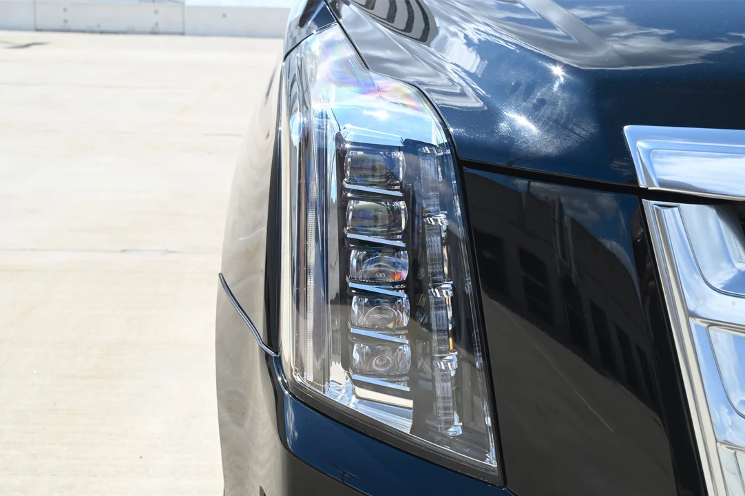 2020 Cadillac Escalade 4th Gen - Image 13 of 31