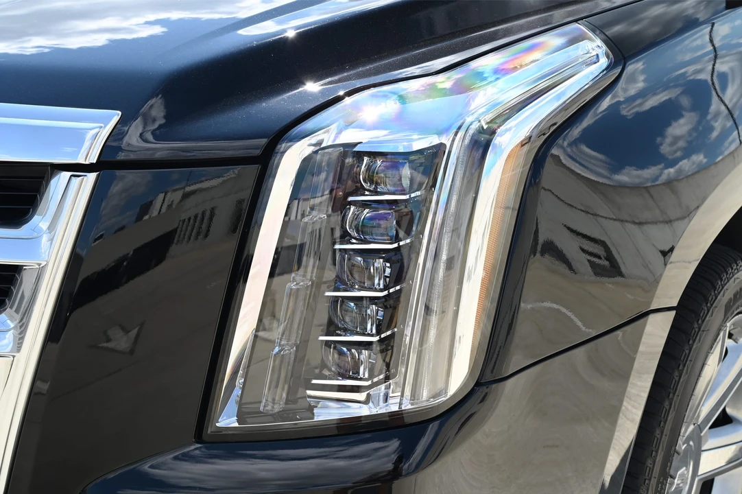 2020 Cadillac Escalade 4th Gen - Image 16 of 31