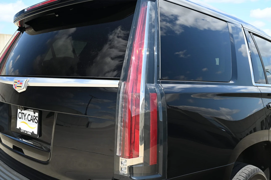 2020 Cadillac Escalade 4th Gen - Image 26 of 31