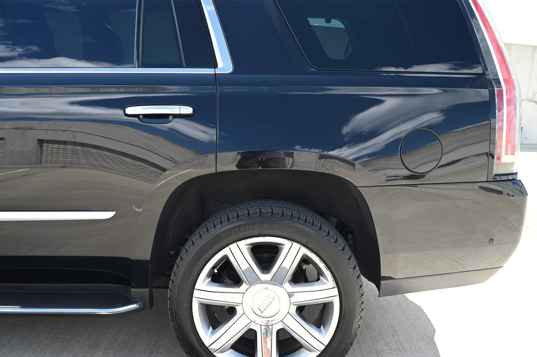 2020 Cadillac Escalade 4th Gen - Image 23 of 31