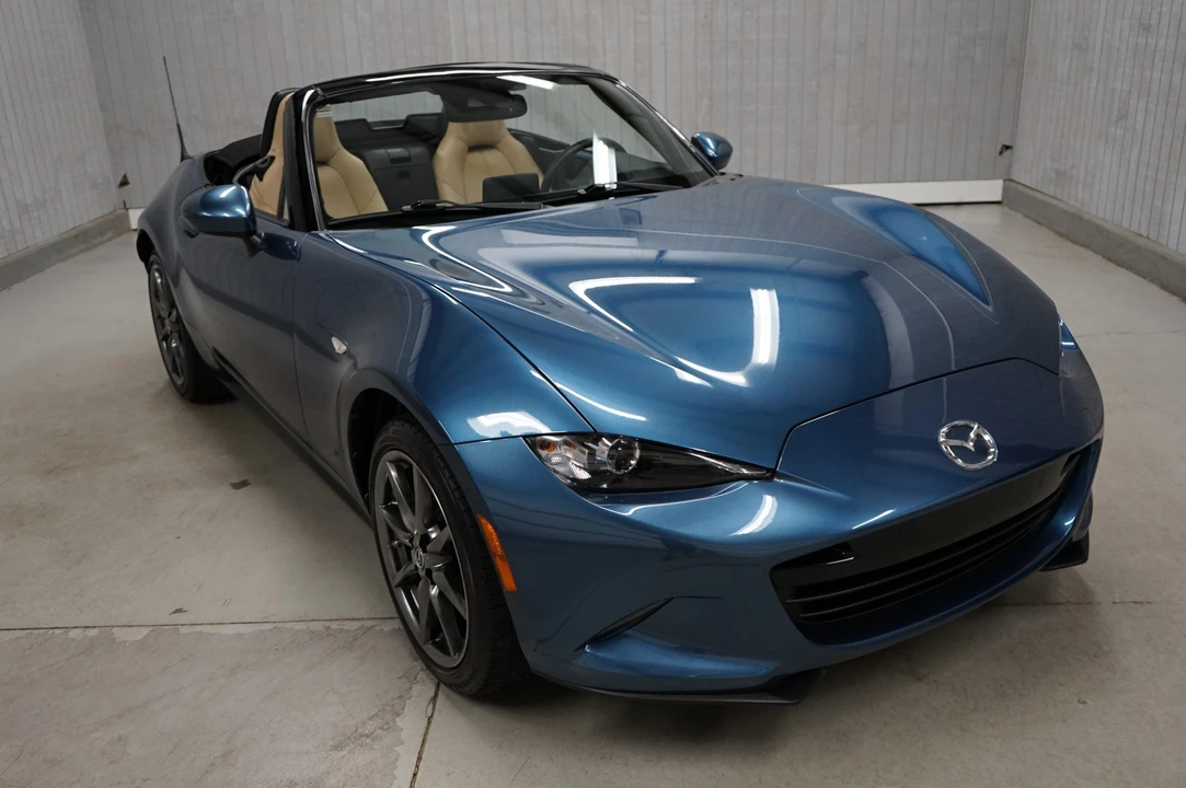 2020 Mazda ND MX-5 Miata - Image 13 of 31