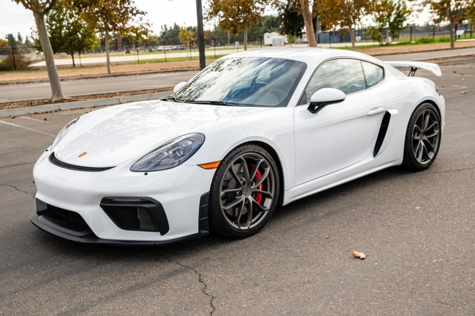2020 Porsche 718 Cayman GT4 - Image 1 of 7